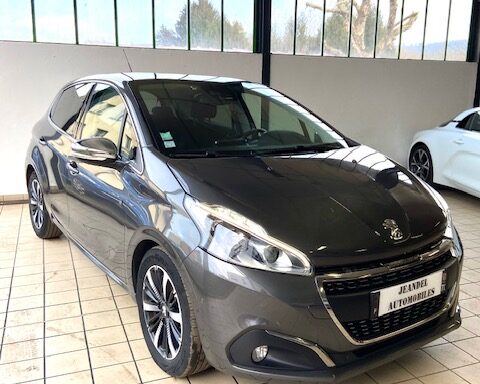 PEUGEOT 208 1.5 BlueHdi 100 cv Active Tech Edition S&S (Faible kms)