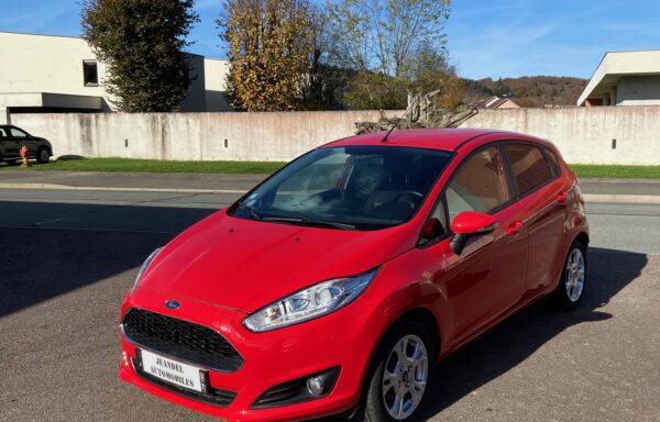 FORD Fiesta 1.25 i 82 ch Edition 5 portes (Faible Kms)