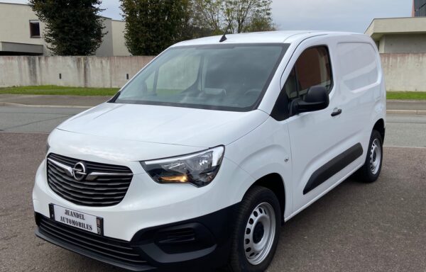 OPEL Combo III 1.5 Cdti 100 Cargo (Très Faible kms)
