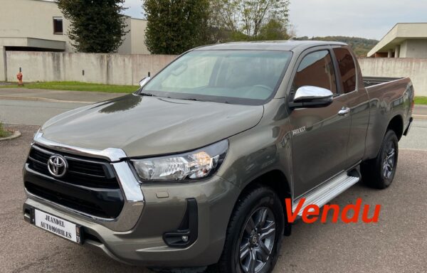 TOYOTA Hilux X-Tra Cab 4wd D4d 150cv Legend Bv6 (Faible kms)