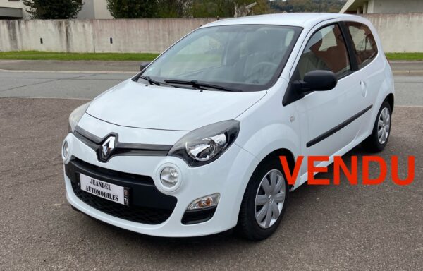 RENAULT Twingo II 1.2 16v 75 cv Authentique (Très faibles kms)