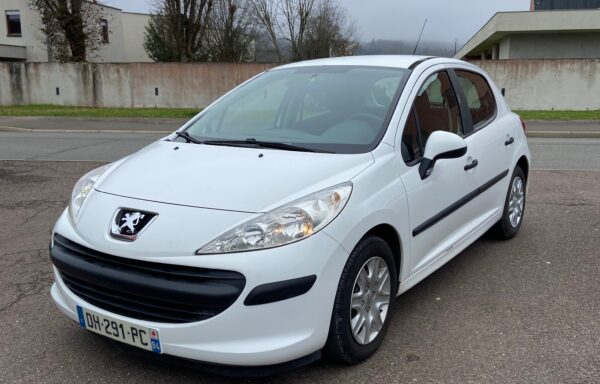PEUGEOT 207 1.4 Hdi 70 cv Urban 5 portes