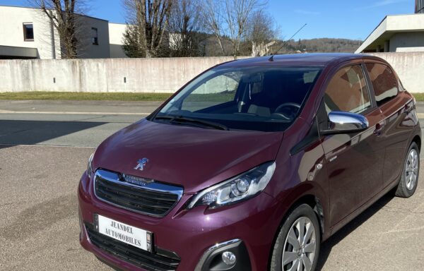 PEUGEOT 108 1.0 Vti 72cv Style (Très faibles kms)