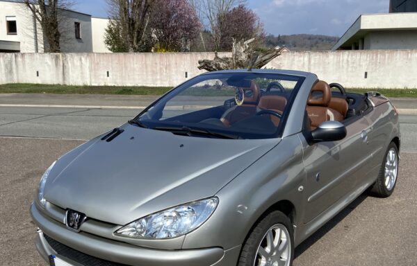 PEUGEOT 206 CC 1.6 16v 110cv Roland Garros (Faibles kms)