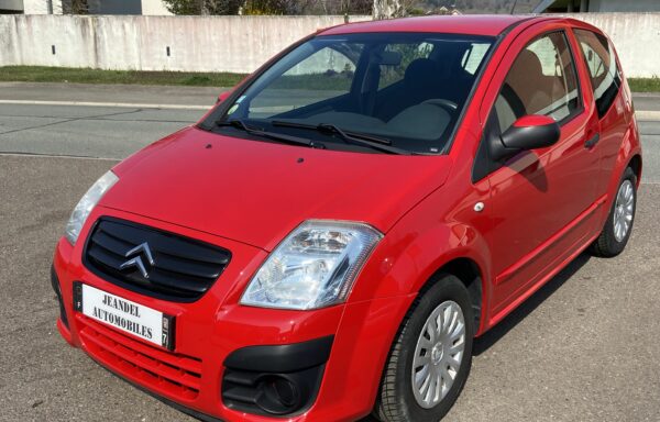 CITROEN C2 II 1.1 60 cv  (Très faibles kms)