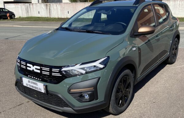 DACIA Sandero Tce 90 Cvt Grs2 Stepway Extreme (Tres Faible kms)