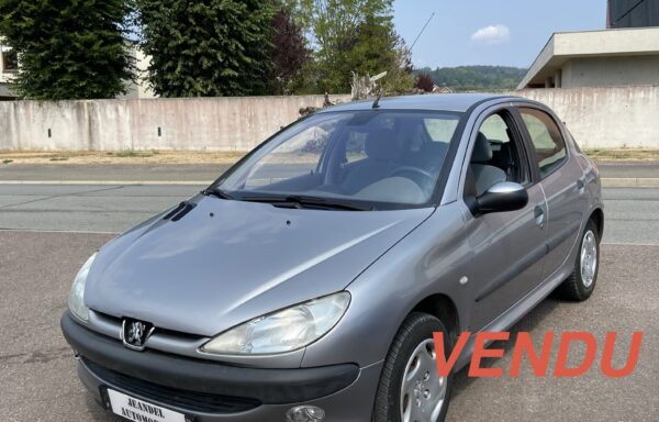 PEUGEOT 206  1.4 i 75 cv XT Premium 5 portes
