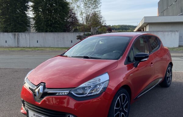 RENAULT Clio IV 1.2 i 75 cv Limited (Faibles Kms)